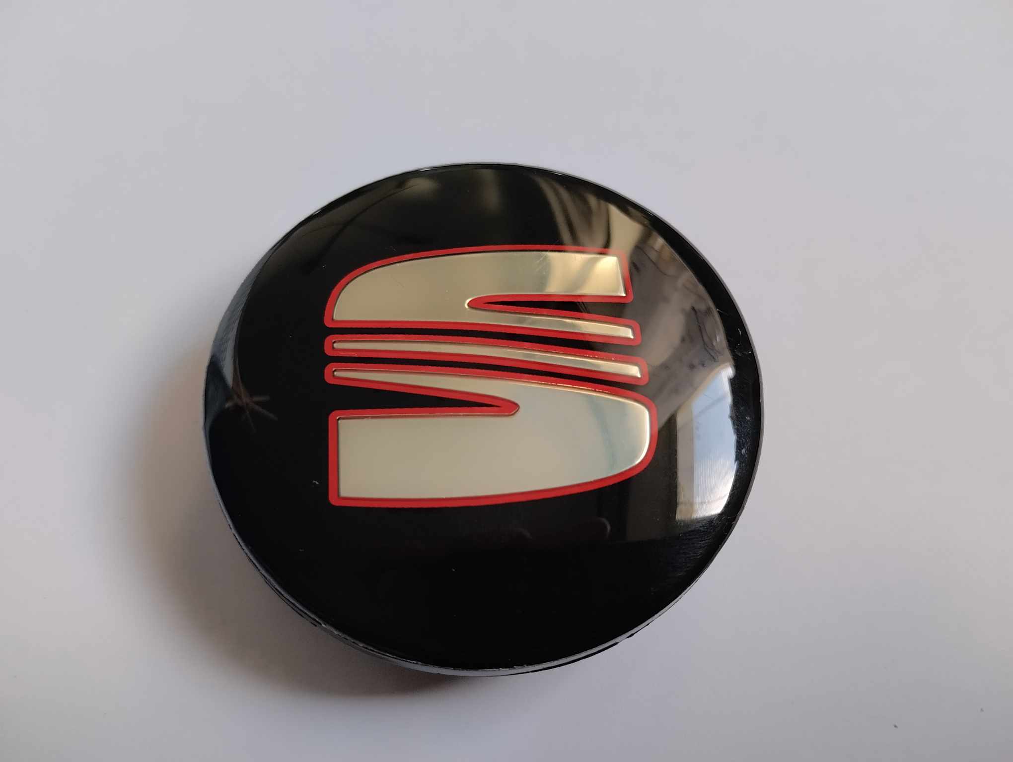 Středové pokličky Seat 68mm