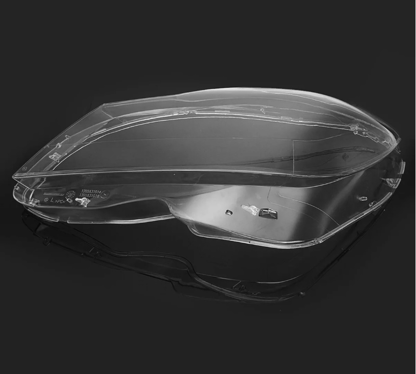 Kryty světel Mercedes Benz C W204 sada (L+P)